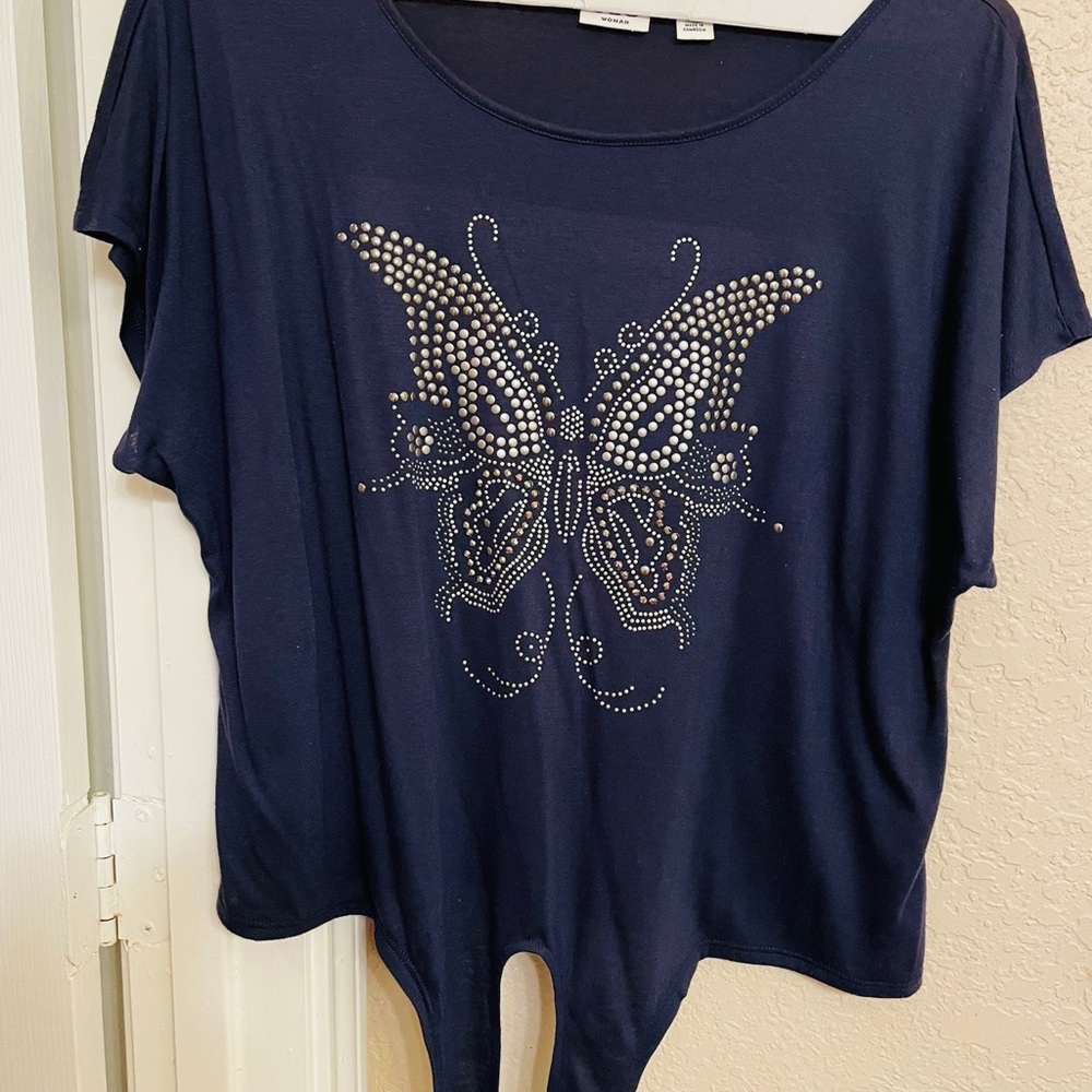 Women’s tie front top